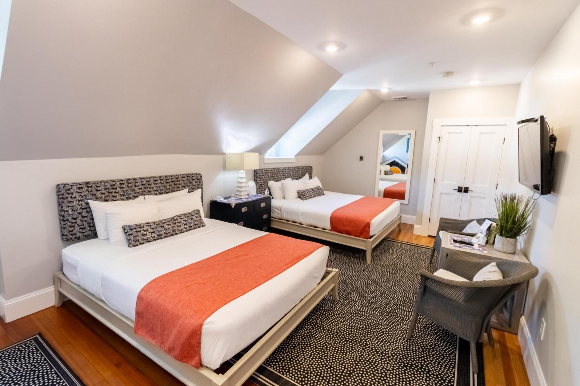 Bed and Breakfast Paws On Pelham (Adults Only) Newport Exterior foto