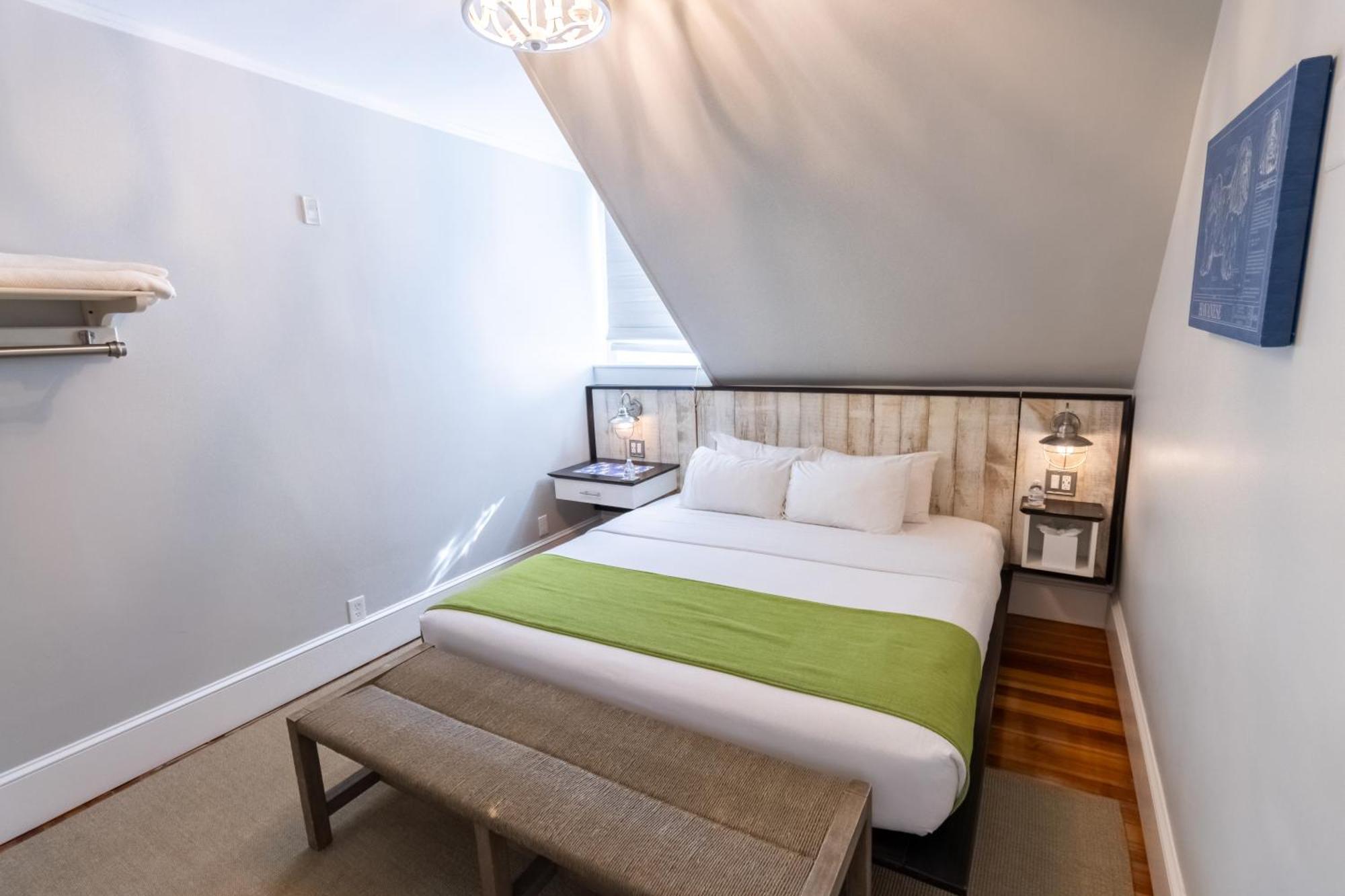 Bed and Breakfast Paws On Pelham (Adults Only) Newport Exterior foto