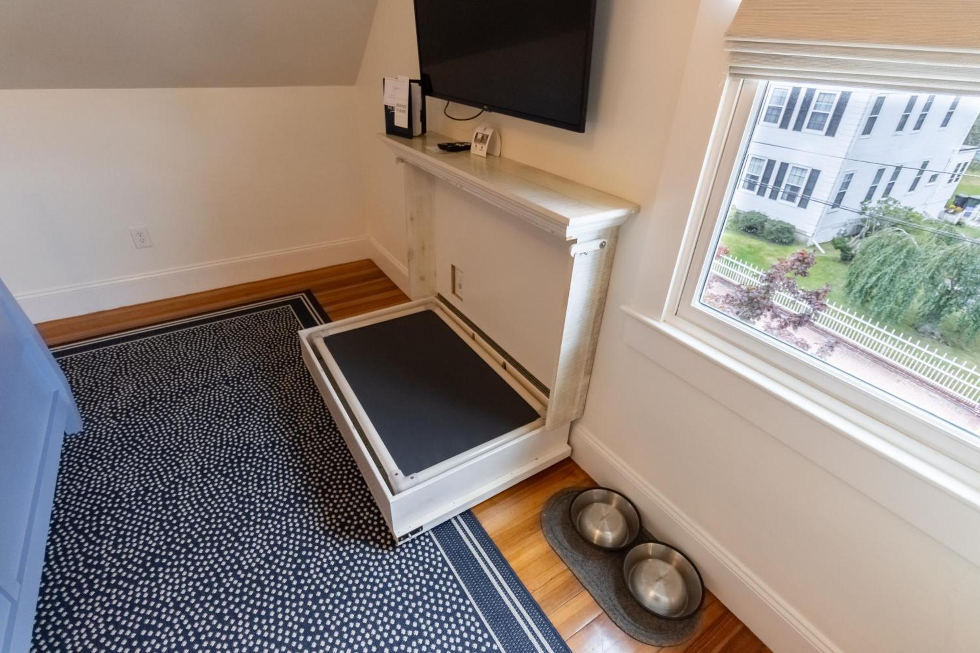 Bed and Breakfast Paws On Pelham (Adults Only) Newport Exterior foto