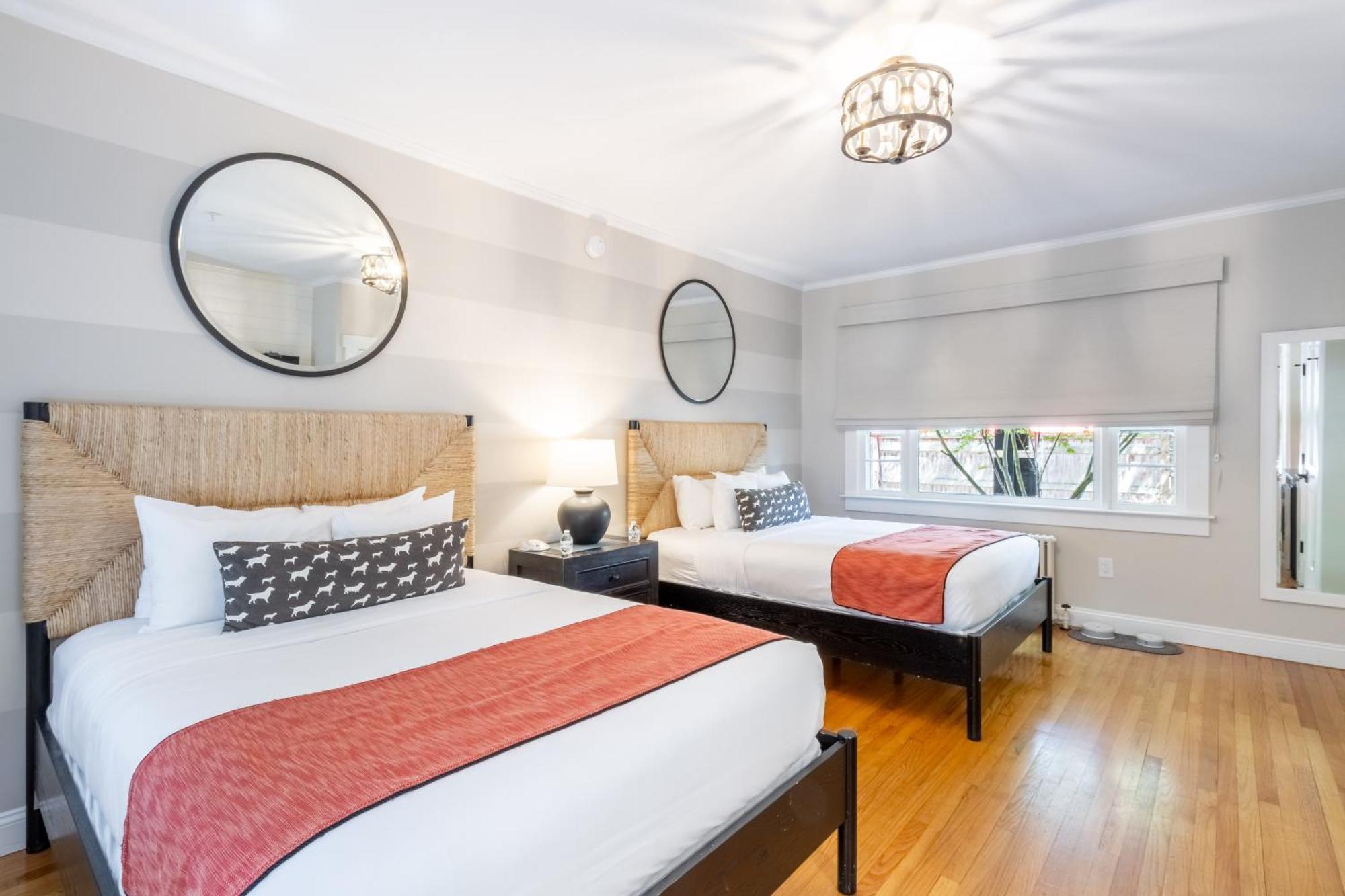 Bed and Breakfast Paws On Pelham (Adults Only) Newport Exterior foto